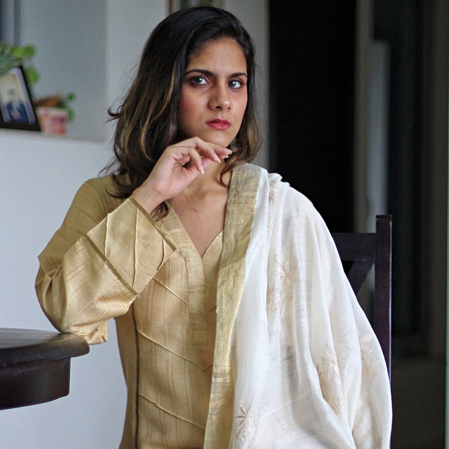 CREAM AND GOLDEN SET