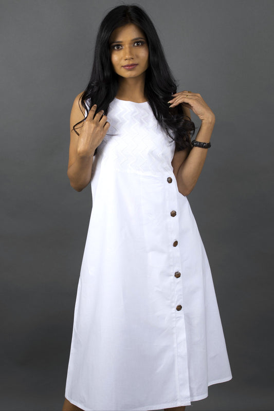 WHITE SLEEVELESS DRESS